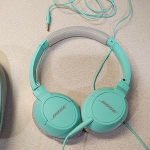 Bose headphones small teal